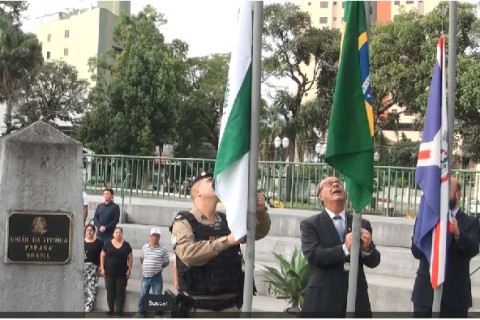 Aniversário dos 136 anos dee União da Vitória - Hasteamento das Bandeiras e canto dos Hinos