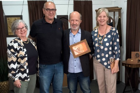 Associação Arte do Porto entrega Troféu Valor Cultural – Prof.ª Lúcia Kroetz de Oliveira para Prof. Irineu Caznok